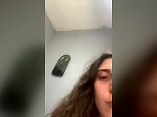 miaaxx21 live webcam thumbnail