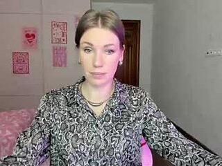 miababy14 live webcam thumbnail