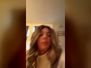 miafaral live webcam thumbnail