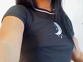 michelle_montoya live webcam thumbnail