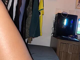 michelle_sz live webcam thumbnail