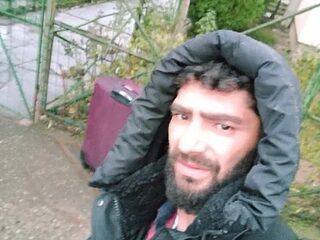 mihai112445 live webcam thumbnail
