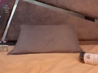 miia_reeves_ live webcam thumbnail