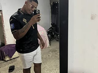 miike_tyson live webcam thumbnail