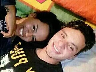 mikeandnina live webcam thumbnail