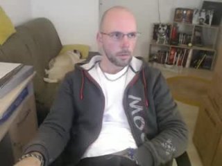 mikmik91 live webcam thumbnail