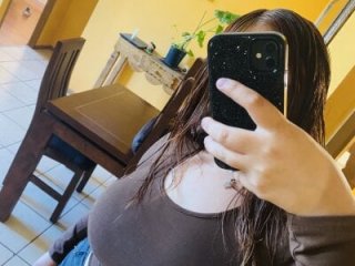 milaaagracee live webcam thumbnail