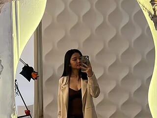 milana_marttt live webcam thumbnail