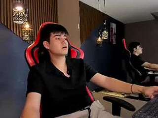 milanmercier live webcam thumbnail