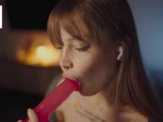 mileeena live webcam thumbnail