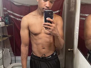 milfandyoungin live webcam thumbnail