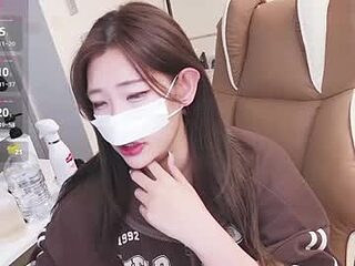 milksola live webcam thumbnail