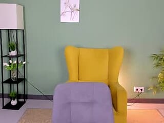milky_jenny live webcam thumbnail
