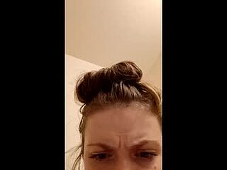 milkymomasquirtsalot live webcam thumbnail