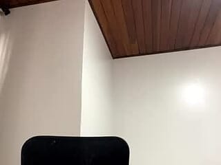 mireyaemanuele live webcam thumbnail