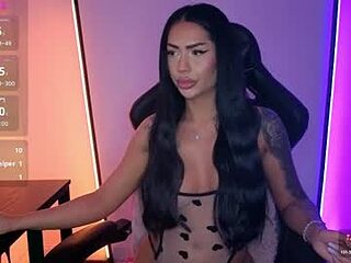 mishablueee live webcam thumbnail