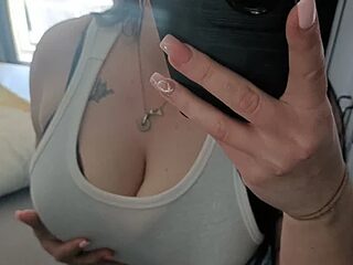 miss_horny31 live webcam thumbnail