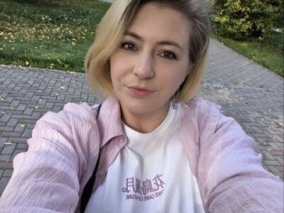 miss_lisaaa live webcam thumbnail