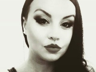 miss_scarletm live webcam thumbnail