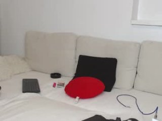 missjenifer live webcam thumbnail