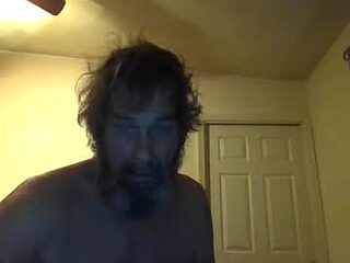 mjf1234567 live webcam thumbnail