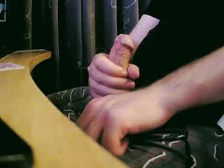 mjuse1988 live webcam thumbnail