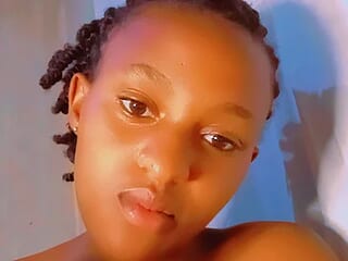 Modelaura live webcam thumbnail