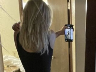 Moli_Mala live webcam thumbnail