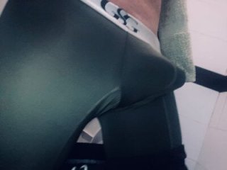 MonasticCanine live webcam thumbnail