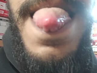 Mondyh11 live webcam thumbnail