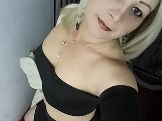 MoonCampbell_ live webcam thumbnail
