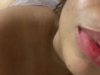 Morenacarioca3 live webcam thumbnail