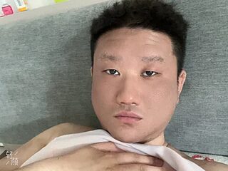 MostTropic live webcam thumbnail
