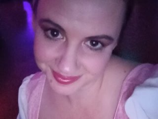 MoxxiMaryAnn live webcam thumbnail