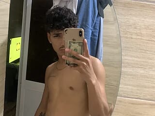moisesc58 live webcam thumbnail