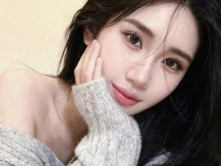 molly-xx live webcam thumbnail