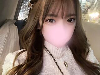 momo_love_ live webcam thumbnail