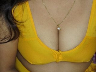 monabhabi22 live webcam thumbnail