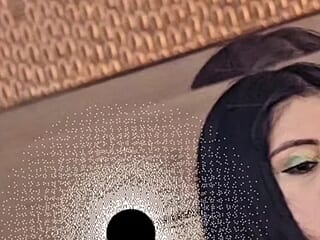 monaxinaa live webcam thumbnail