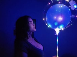 monica_little23 live webcam thumbnail