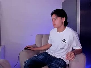 monky_0002 live webcam thumbnail