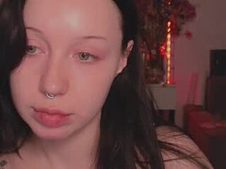 moranagoddess live webcam thumbnail
