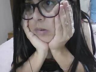 morenacanelabrasil live webcam thumbnail