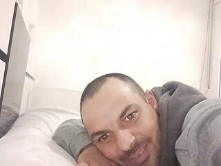 morenitoymorena live webcam thumbnail