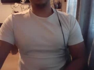 morenolatin19 live webcam thumbnail