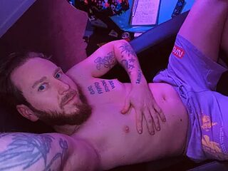 MrPurple999 live webcam thumbnail