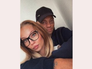 Mrs_Mr_007 live webcam thumbnail