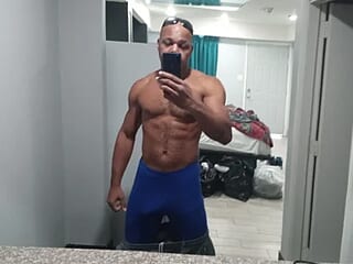 Mruss85 live webcam thumbnail