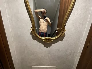 mr_k222 live webcam thumbnail