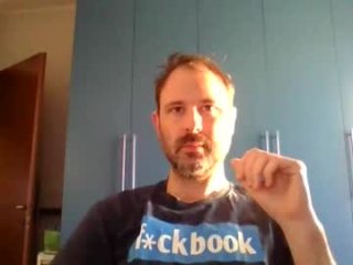 mravocado6 live webcam thumbnail